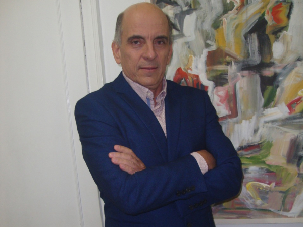 Tarciso Bôtto preside a Acif (que sábado, 18, completa, 77 anos).