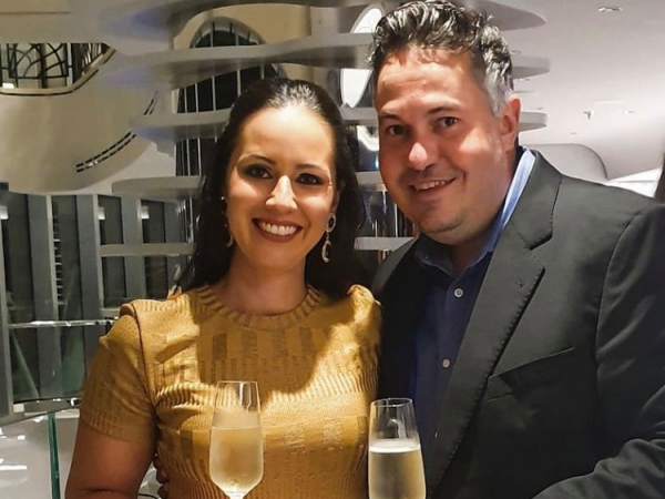 Rafael Patrocínio (aniversariante de quinta última/28) e Ariana Villela Patrocínio estão curtindo dias felizes, em badalado resort, na cidade de Monte Verde-MG
