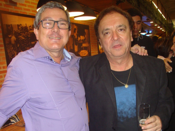 Cirilo Barcelos Júnior e o amigão Beto Eliezer (nat é na 4ª./19/aquele abraço!)