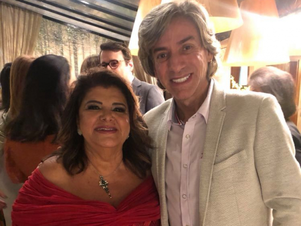 Comigo, a empresária (pres. do Cons. Adm. do Magazine Luiza e pres. do Grupo Mulheres do Brasil) Luiza Helena Trajano, em sua noite pra lá de especial