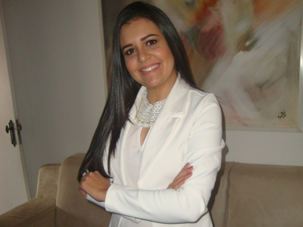 Fonoaudióloga (fga.) dedicadíssima (e linda)