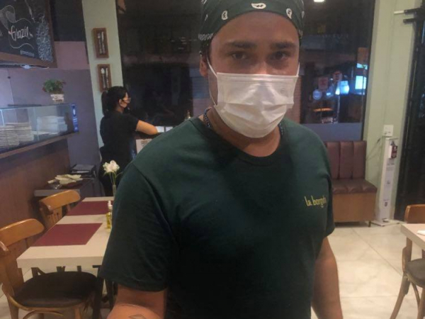 O chef Caio Henrique tem sabido agradar aos clientes do badalado restaurante La Borgata Express, com belos pratos