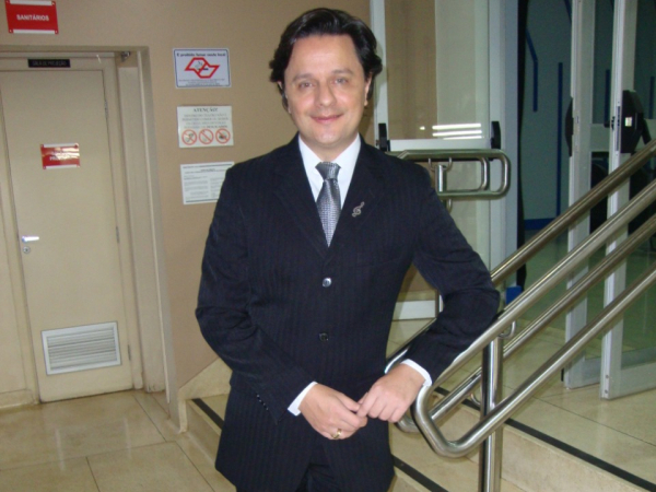 Nazir Bittar (Maestro). Competentíssimo. Talentosíssimo.  