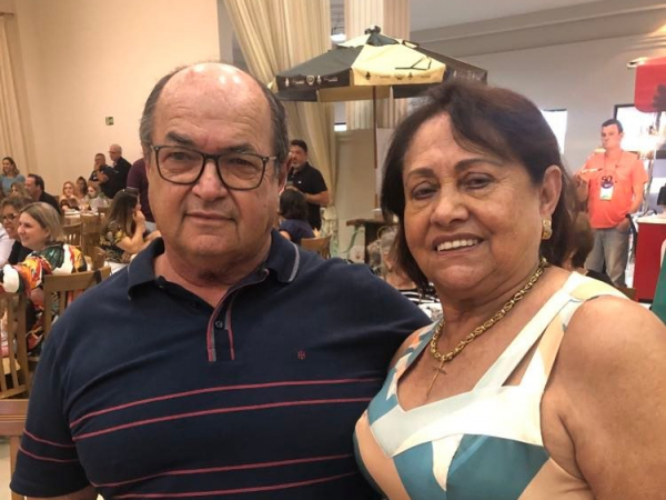 Casal fundador do Grupo Arantes (Nestlé), Edson Arantes e Maria Helena Arantes, presença sempre notável nas causas nobres de Franca