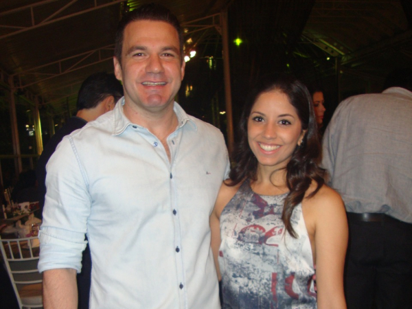 Casal Valdes Rodrigues Júnior-Caroline