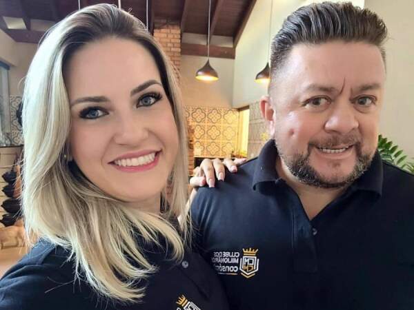 O casal Roberta Pirozzi e Marcial Gonçalves se destacam não apenas pelo resultado de vendas, mas também pelos conteúdos que criam e publicam nas redes sociais