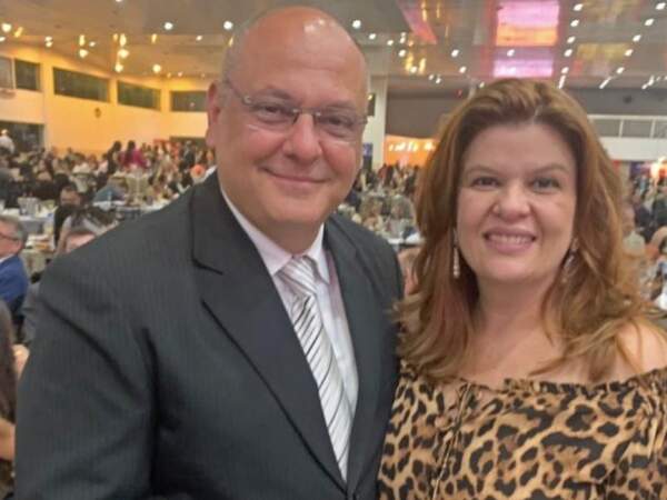 O prefeito Alexandre Ferreira e a primeira-dama Cynthia Milhim Ferreira: ele celebrou aniversário no dia 28 de novembro; ela comemorou nova idade em 2 de dezembro