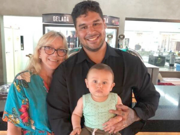 Três gerações: Gislaine Cerissi Ribeiro, o filho Raul Cerissi Ribeiro e o neto Raulzinho Cerissi, que faz a alegria da família