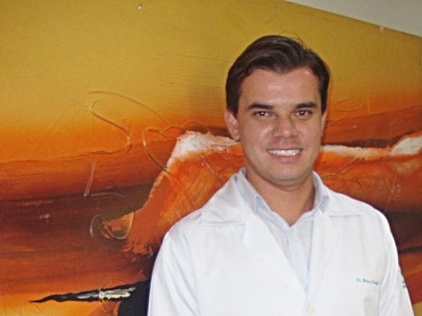 Dr. Bruno Maritan de Almeida. Ortopedista