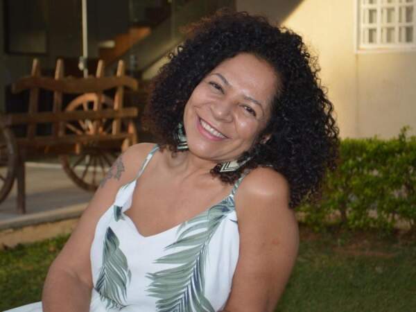 A presidente do Conselho Municipal de Participação e Desenvolvimento da Comunidade Negra de Franca/COMDECON, Rose Morais, coordena a 1ª Conferência Racial de Franca