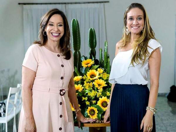 Eliane Sanches Querino e Leka Querino comemoram os 38 anos de sucesso da escola de idiomas Know How 