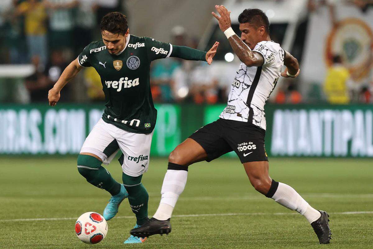 Palmeiras vence Corinthians nos pênaltis e é campeão paulista