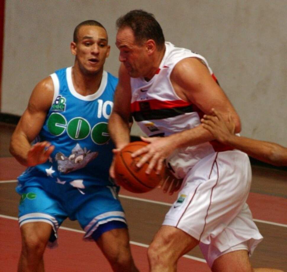 Sesc traz o jogador Alex Garcia do Bauru Basket para bate-papo neste sábado  (14) - Social Bauru