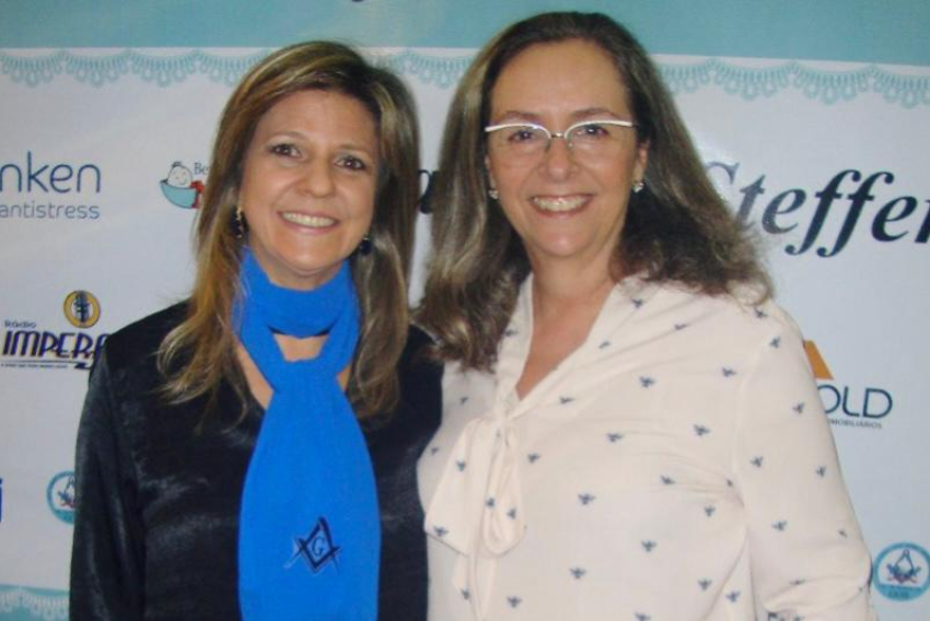 Gisele Cheade e Lila Crespo Pereira (‘nat’ é dia 21 de março). Beijos!