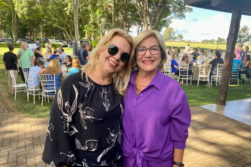 Neusa Castro e Bel Franco em tarde de evento beneficente.