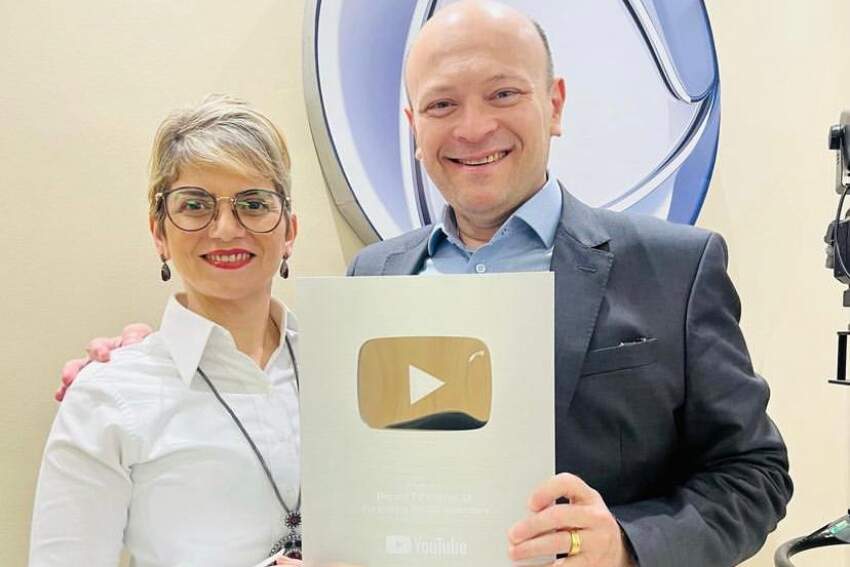  Marcelo Dantas, diretor executivo da Record TV Interior, recebe homenagem em Ribeirão Preto. Na foto, o competente diretor com sua esposa, Lina Dantas.