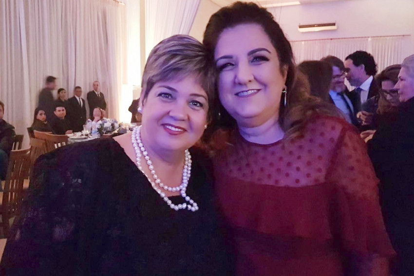  Elizeth Guerra, no flash com a empresária Dora Infante Bittar, volta à frente da ONG Franca Viva