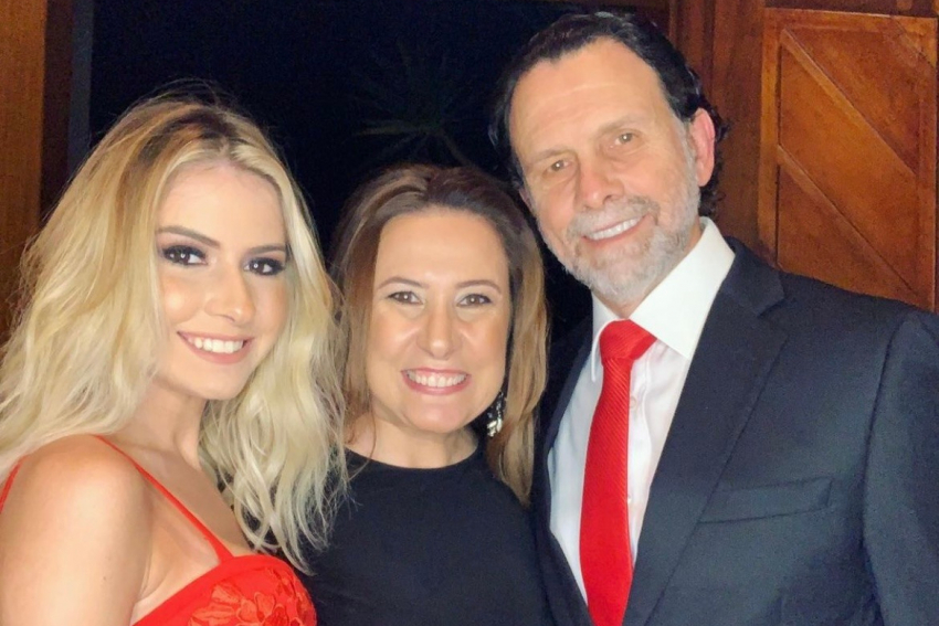 Alice Micheletti, Adriane Micheletti e Agenor Gado acabam de retornar da Europa