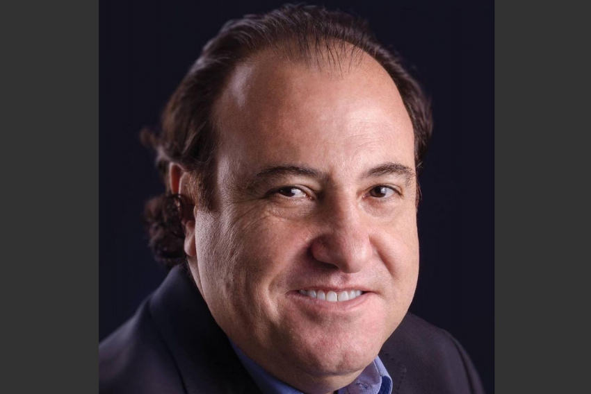 Colunista social topíssimo da cidade de Ribeirão Preto (SP) Amir Calil Dib foi presença na NC 2022 