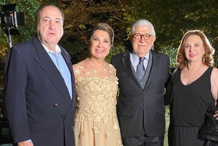 Maria Helena e Humberto Coelho (em click Heart Fotografia) na bela noite de comemoração de suas Bodas de Ouro