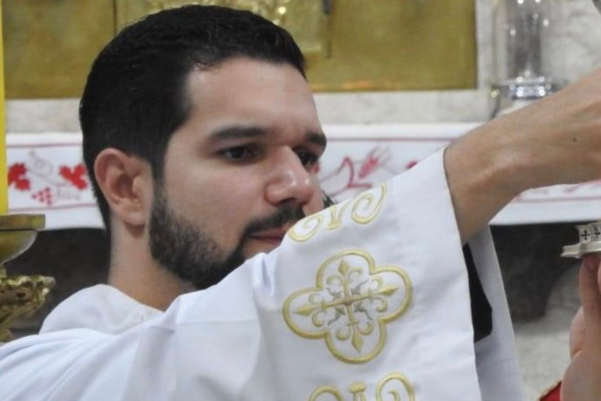 Padre William Campos de Figueiredo, da paróquia Nossa Senhor Aparecida, de Restinga (SP)