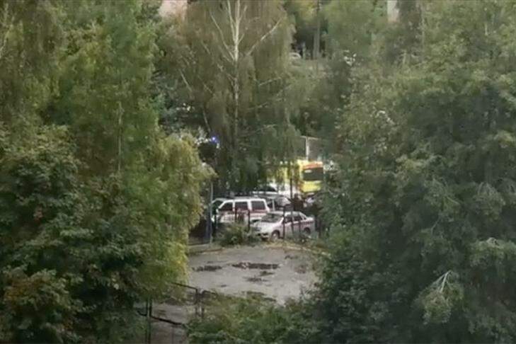 Atirador mata 13 e fere 21 em escola em Izhevsk, na Rússia