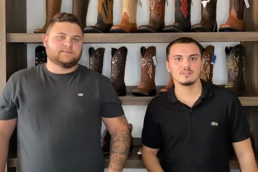 Os empresários Eduardo Magrim e Victor Hugo Cruz estão fazendo o maior sucesso na internet com seus lançamentos