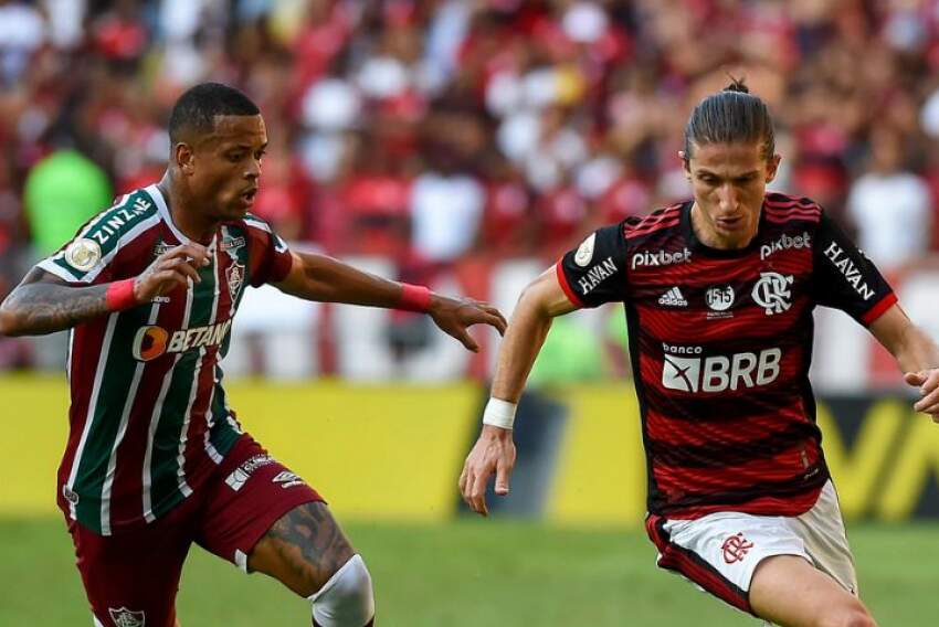 Fluminense vence o Flamengo em jogo com expulsões e confusão no fim