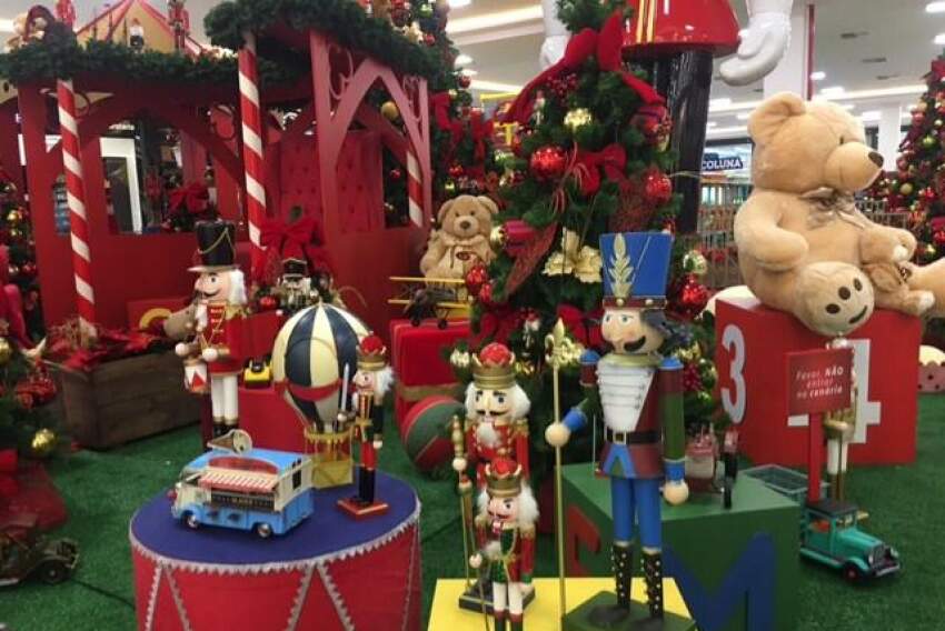 Papai Noel com Parada de Natal chega ao Shopping Jardim Oriente dia 5 de  Novembro