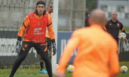 Poupado no último sábado, Cássio treina normalmente e jogará contra o Flamengo pela final da Copa do Brasil. Foto: Divulgação