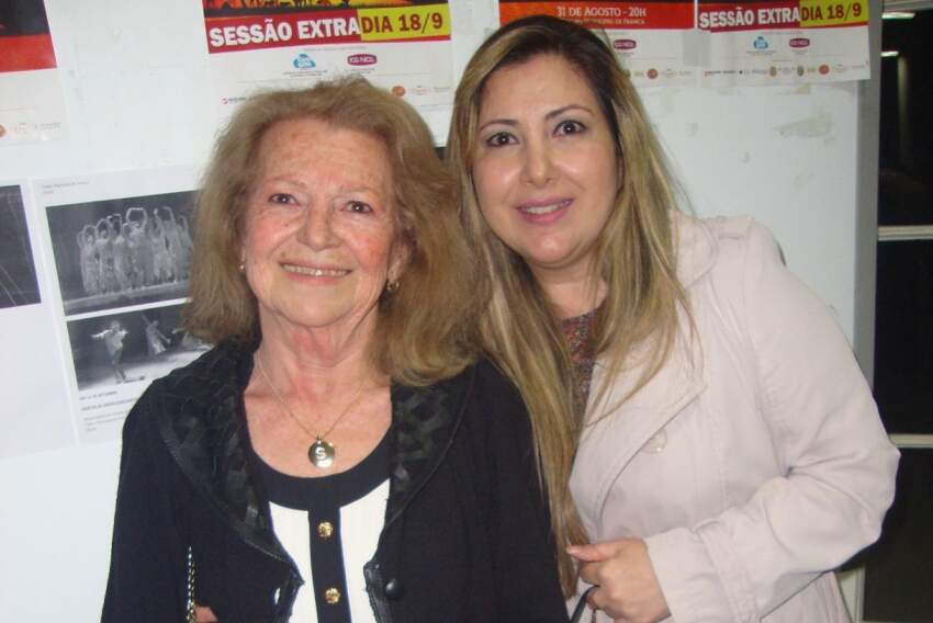 Sirlene Salomão e filha Roberta, no “Municipal”