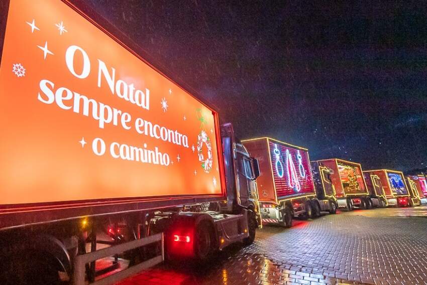 Caminhões Natalinos da Coca-Cola chegam à RMC na próxima semana; confira  locais