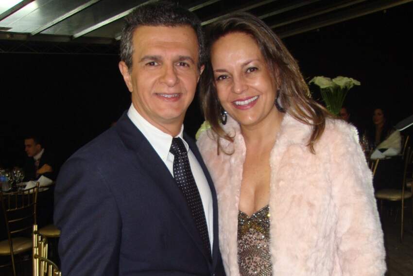 Casal dr. Fernando César Raymundo-Sílvia (ela também a mim se manifestou, em nome do casal, com palavras que chegaram ao meu combalido coração)
