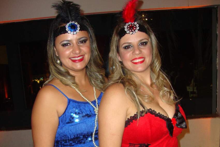 No Baile das Fraldas/ONG Secos e Não Molhados: Aline Bovo e Marina Peres