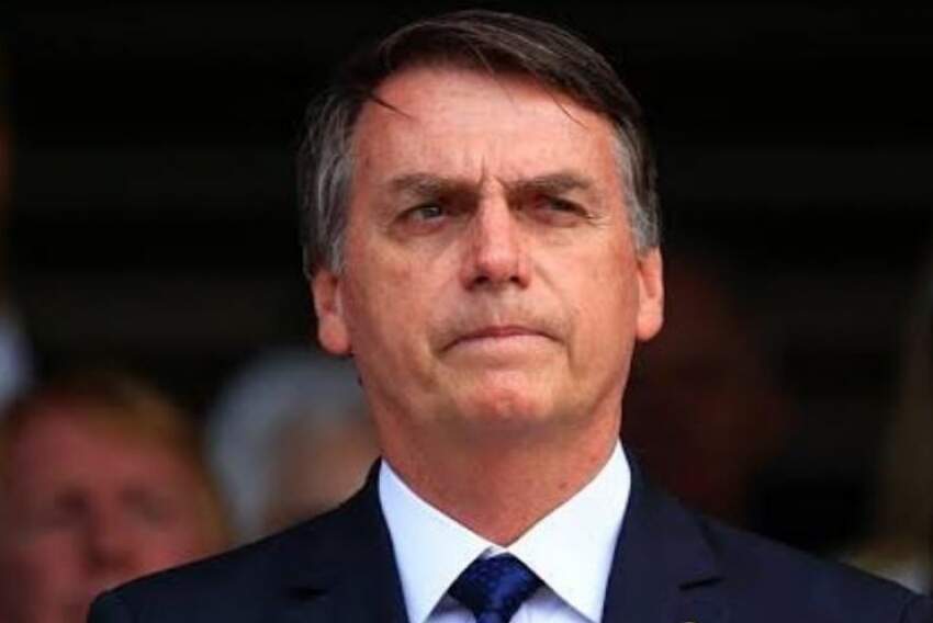 Presidente Jair Bolsonaro determinou o sigilo do cachê do sertanejo, segundo portal