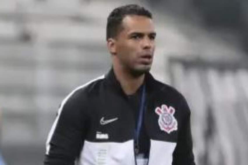 Corinthians anunciou Fernando Lázaro como novo técnico para 2023