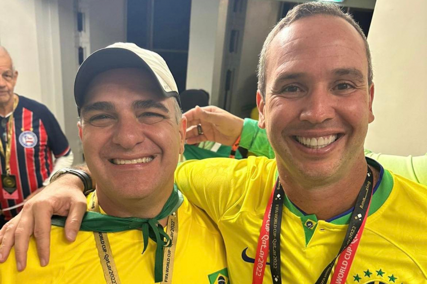 Empresário Danilo Melani em flash especial com o comentarista esportivo da Rede Globo Caio Ribeiro, no Qatar