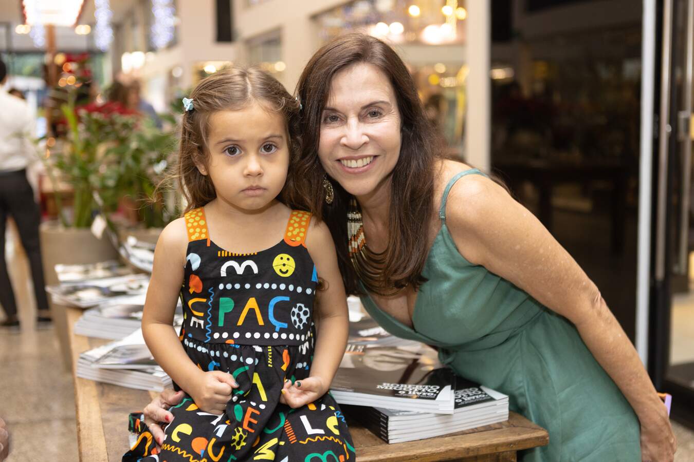 Marcia Salles e a neta Octavia  João Athaide/Divulgação