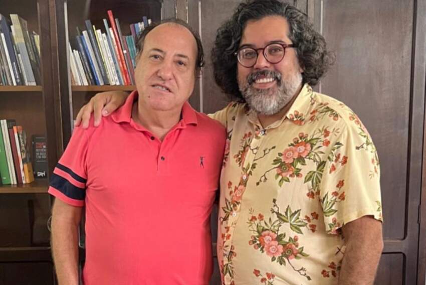 Amir Calil em recente visita ao amigo e secretário da Cultura e Turismo de Ribeirão Preto, Pedro Leão