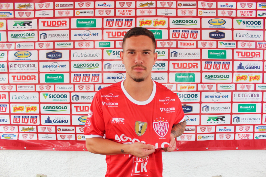 Volante Emerson Müller é apresentado como novo reforço do Noroeste