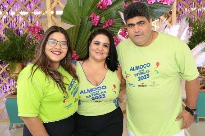 Nauy Isabelle Andrade, com seus pais Gisele Andrade e Wellington Caetano Andrade