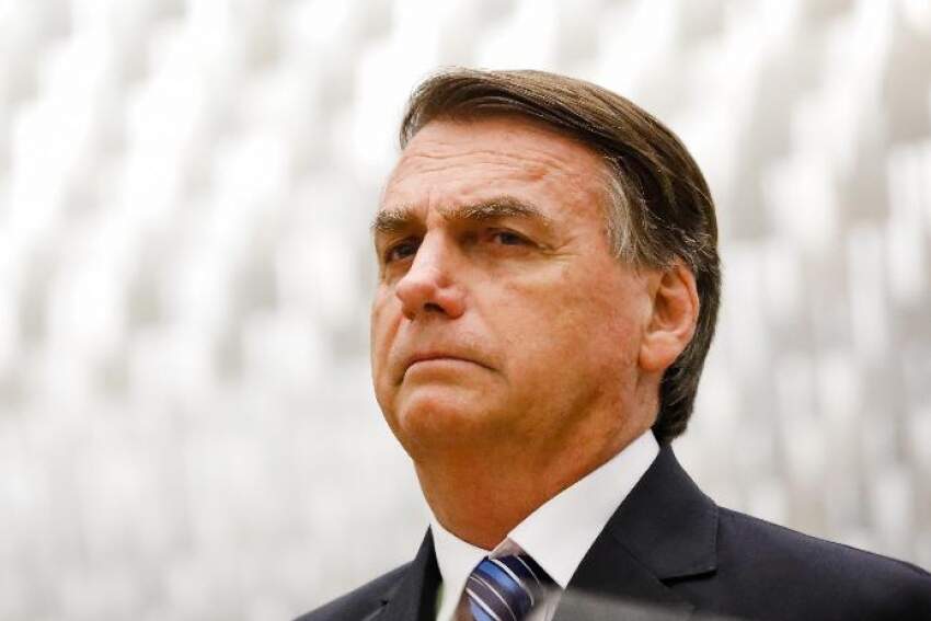 Ex-presidente retorna hoje (30) dos Estados Unidos para o Brasil