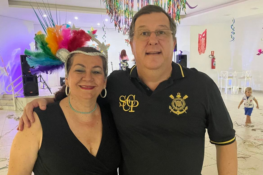 Renato Barufi e sua mulher, Suzi Britto Barufi, estão felizes com o prestígio do baile de carnaval do CMF
