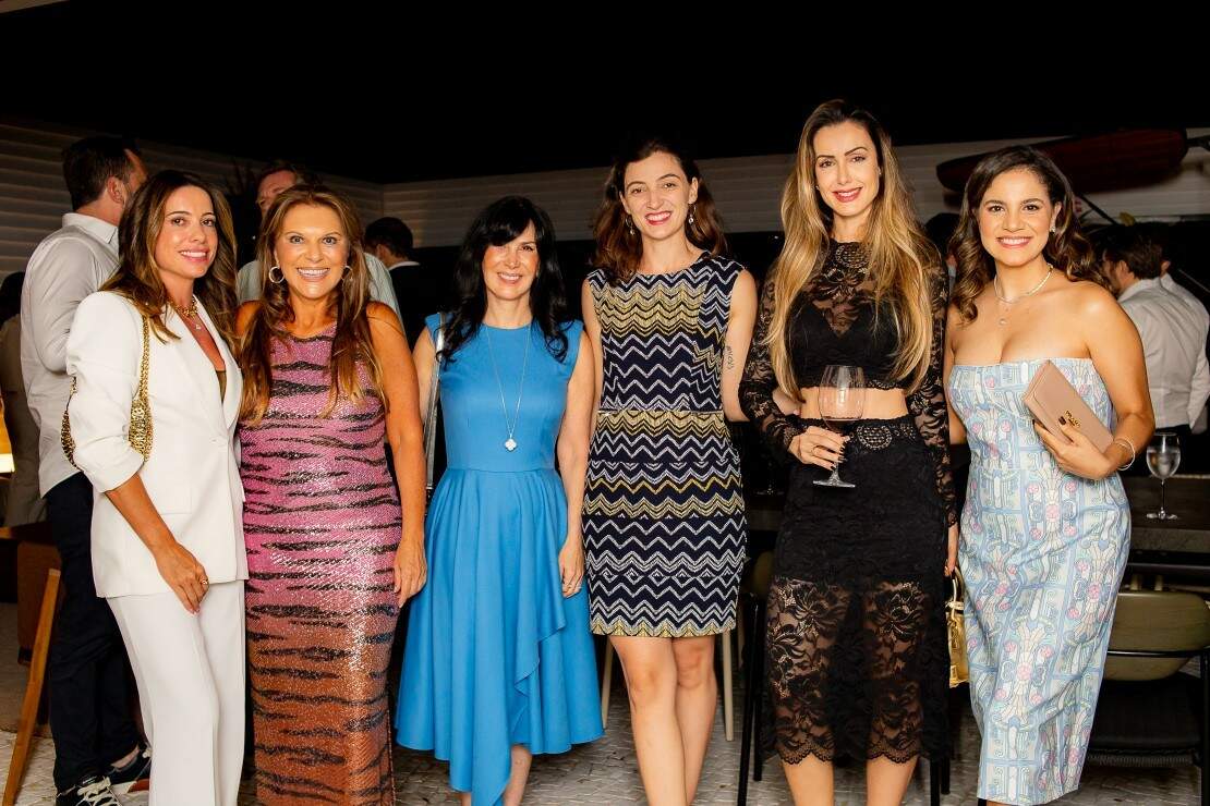 Antonella Tavares, Antonia Maria, Renata Zanaga, Maria Giovana Fortunato, Camila Grant e Jessica Gomes