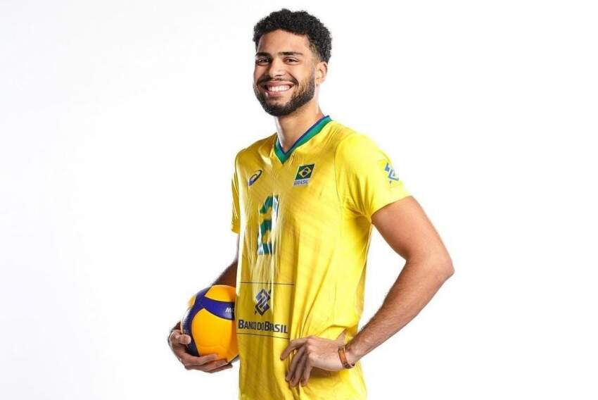 Léo Andrade foi revelado pelo Sesi e acumula convocações para a Seleção Brasileira