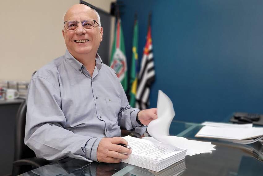 O prefeito, Dr. Luiz Braz, comemora apoio recebido para UTI no HC