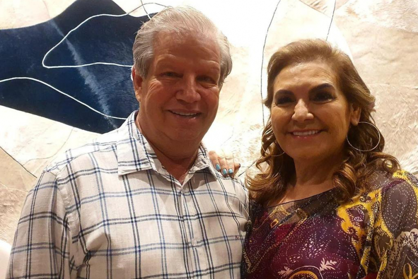 A aniversariante de domingo (26) Noedi Martins de Freitas, com o marido, Samuel Abreu de Freitas, em click especial