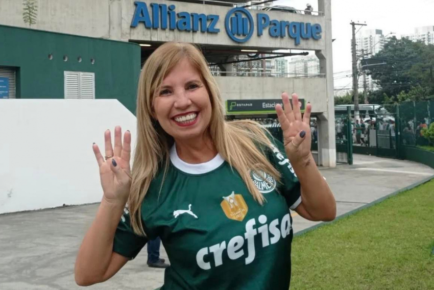 Rose Victal, apaixonadíssima pelo Palmeiras, feliz da vida com a vitória do seu time do coração