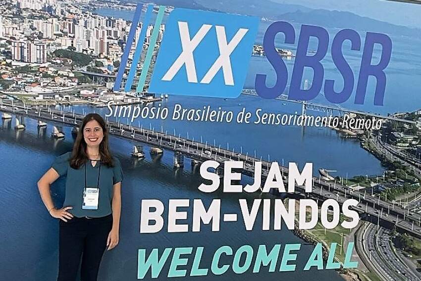 Especialista em Geoprocessamento Juliana Diniz esteve presente no Simpósio Brasileiro de Sensoriamento Remoto