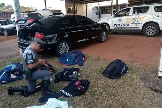 Mercadorias foram furtadas de lojas de dois centros de compras em Bauru